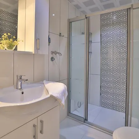 Net Luxury شقة *